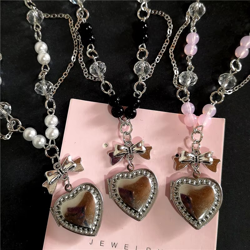 Heart Locket Necklace Photo - 고스 Y2K 하트 로켓 펜던트 스테인레스