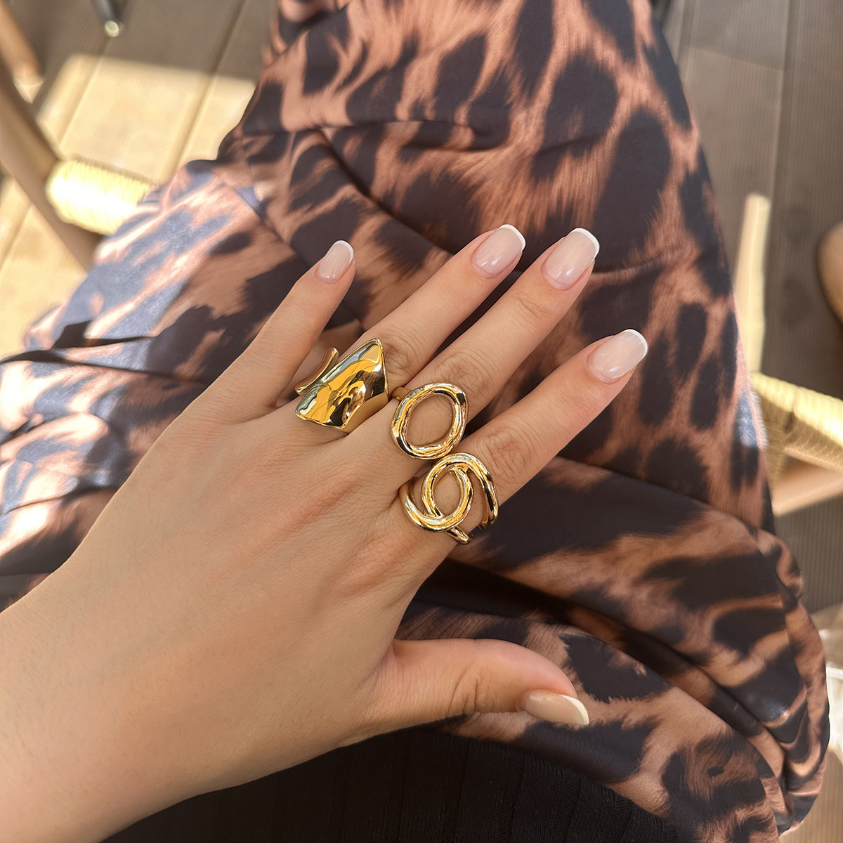 DIEZI 여성용 펑크 패션 할로우 아웃 기하학적 반지 - Vintage Punk Knuckle Rings Set 리뷰 및 가격