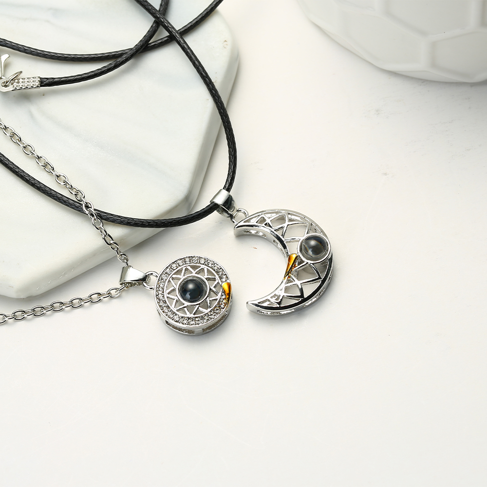 커플 매칭 목걸이, 태양 달 목걸이, 연인 선물, 하트 - Magnetic Couple Matching Necklaces 리뷰 및 가격