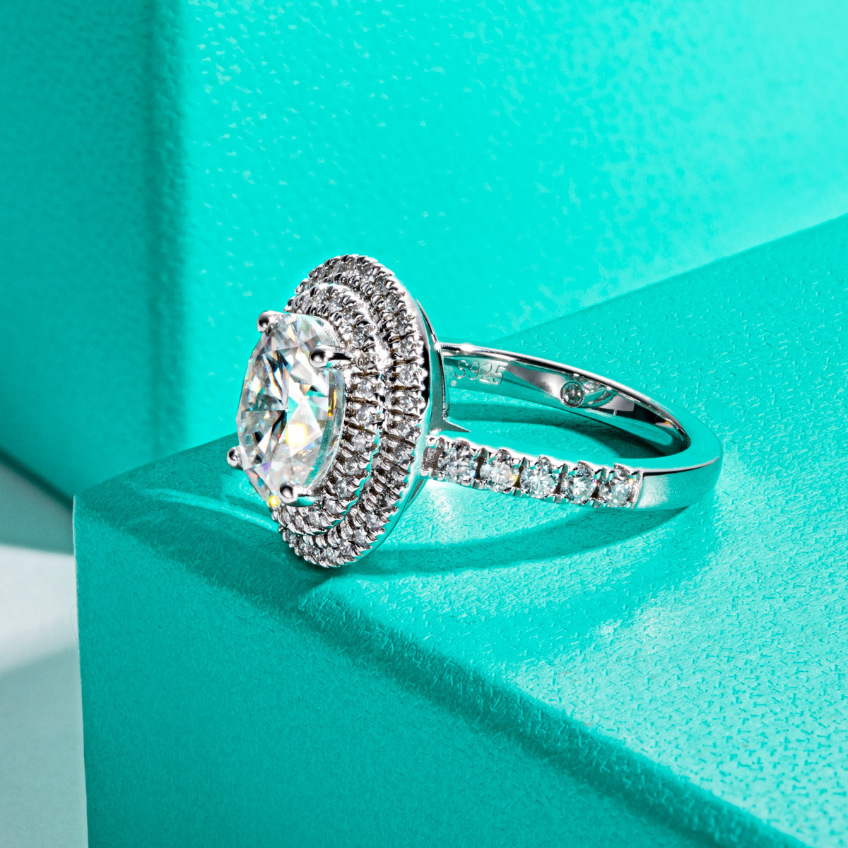 AnuJewel 타원형 컷 모이사나이트 더블 헤일로 약 - Moissanite Engagement Ring 1 Carat 리뷰 및 가격