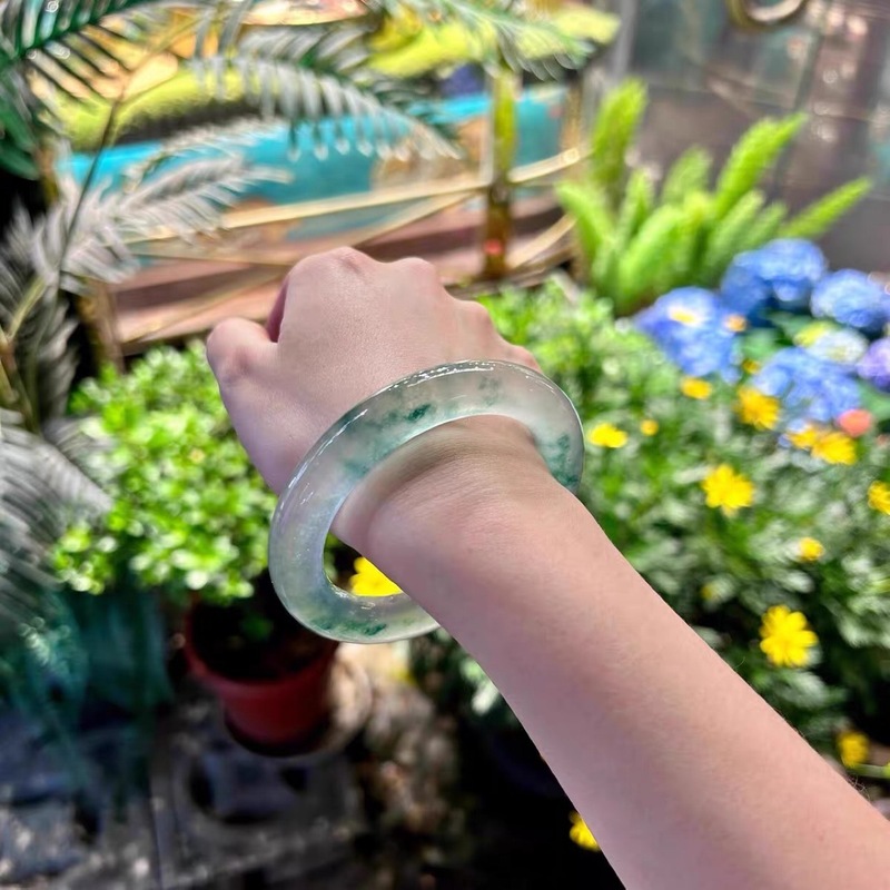 다롱석 대체품으로서의 고품질 제품, 꽃무늬가 있는 얼음 - Bracelets 리뷰 및 가격