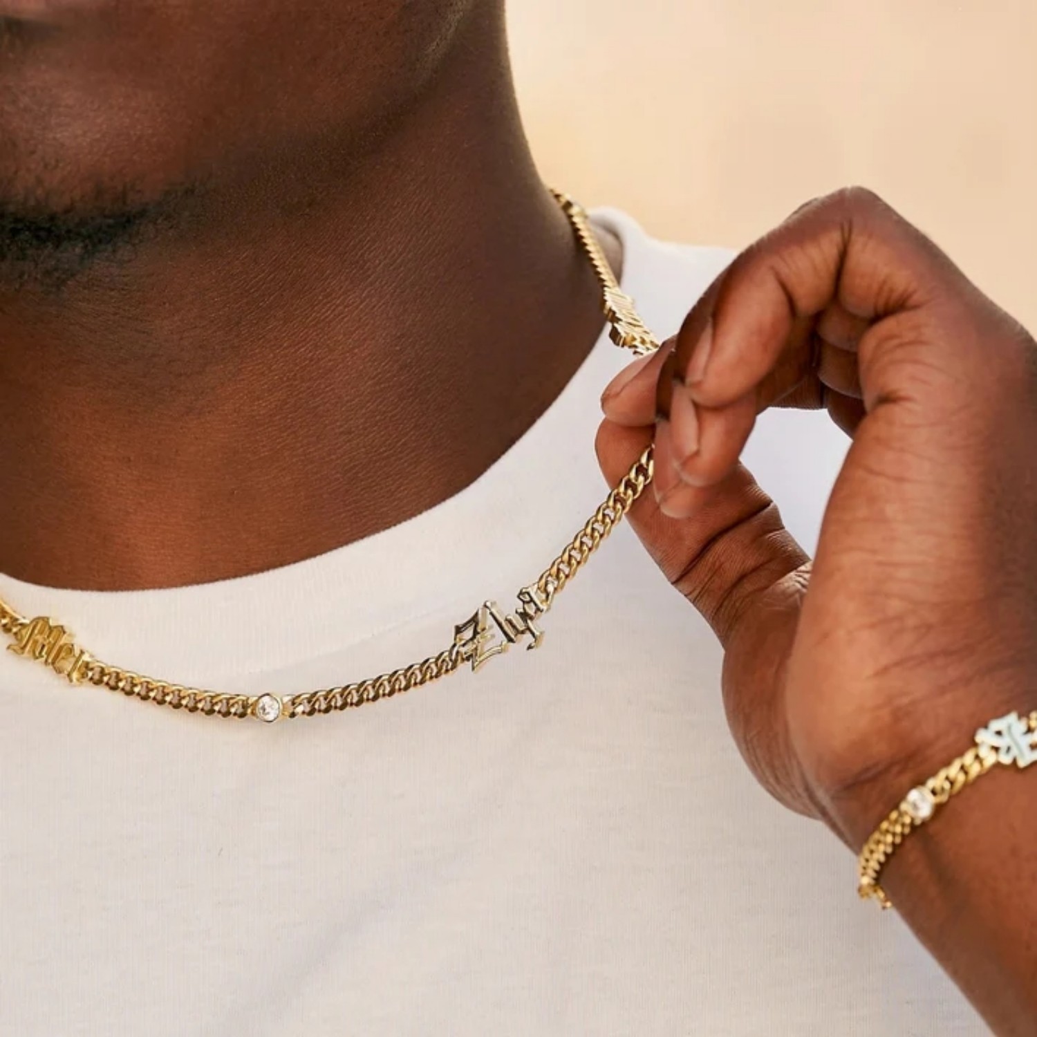 커스텀 올드 잉글리쉬 이름 목걸이 (쿠반 체인 포함)  - Cuban Link Chain 12Mm 리뷰 및 가격