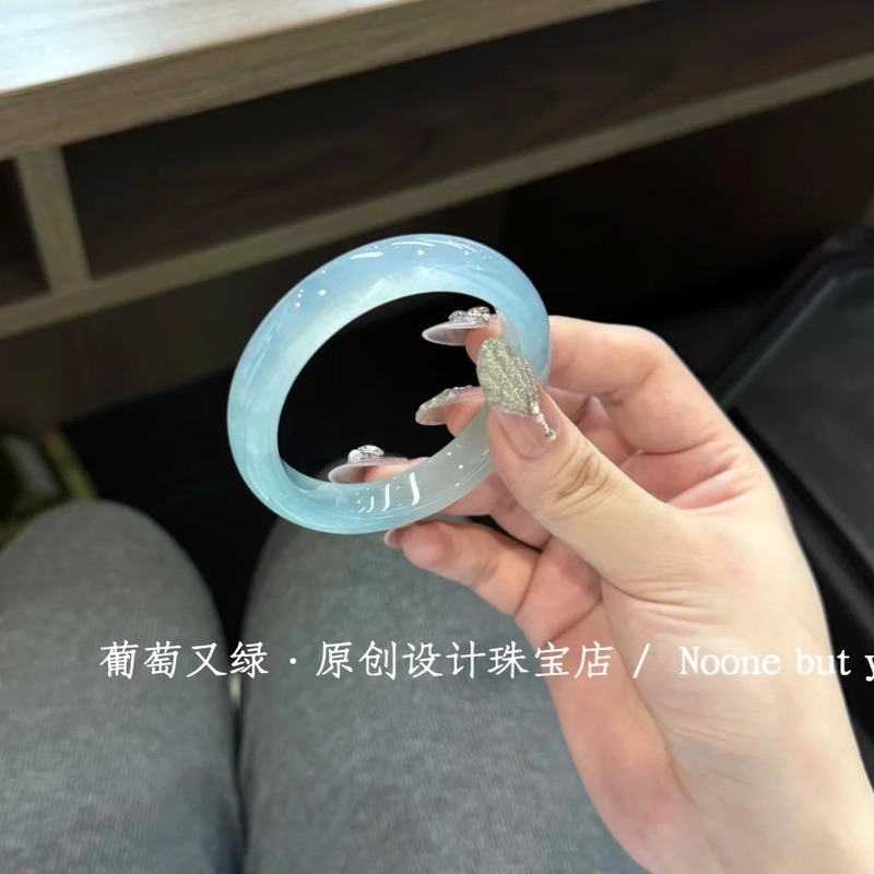 고품질 워터폼, 아이스 블루 아게이트 칼세도니 팔찌,  - Bracelets 리뷰 및 가격