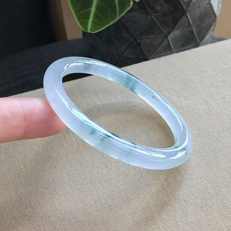 오래된 광산에서 채취한 비취 팔찌, 둥근 모양, 얼음  - Rings 리뷰 및 가격