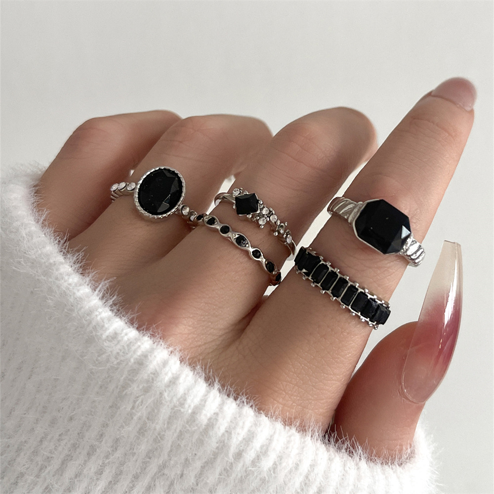 여성을위한 레트로 블랙 크리스탈 스톤 링 세트 빈티지  - Vintage Punk Knuckle Rings Set 리뷰 및 가격
