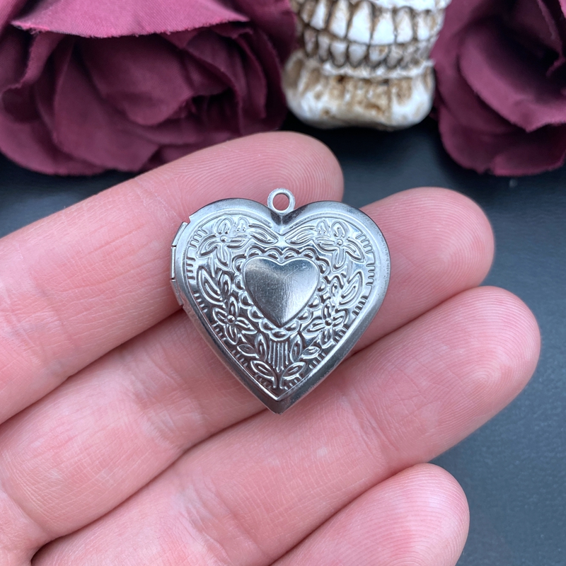 2pcs 스테인레스 스틸 하트 박스 빈티지 Reliqu - Heart Locket Necklace Photo 리뷰 및 가격